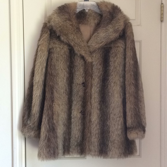 Cheyenne by Hillmoor Jackets & Blazers - Faux Fur Coat - Cheyenne by Hillmoor